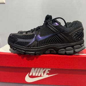 Nike Zoom Vomero 5 SE